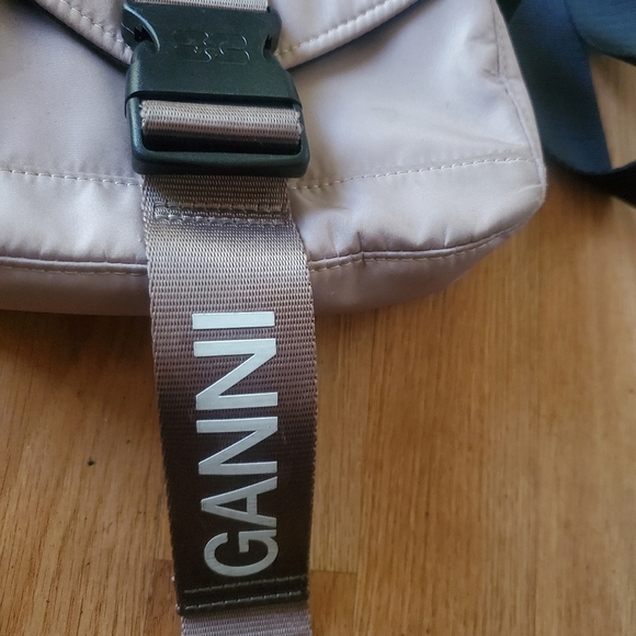 Ganni Adjustable Strap Recycled Tech Satchel Bag - Picture 3 of 11